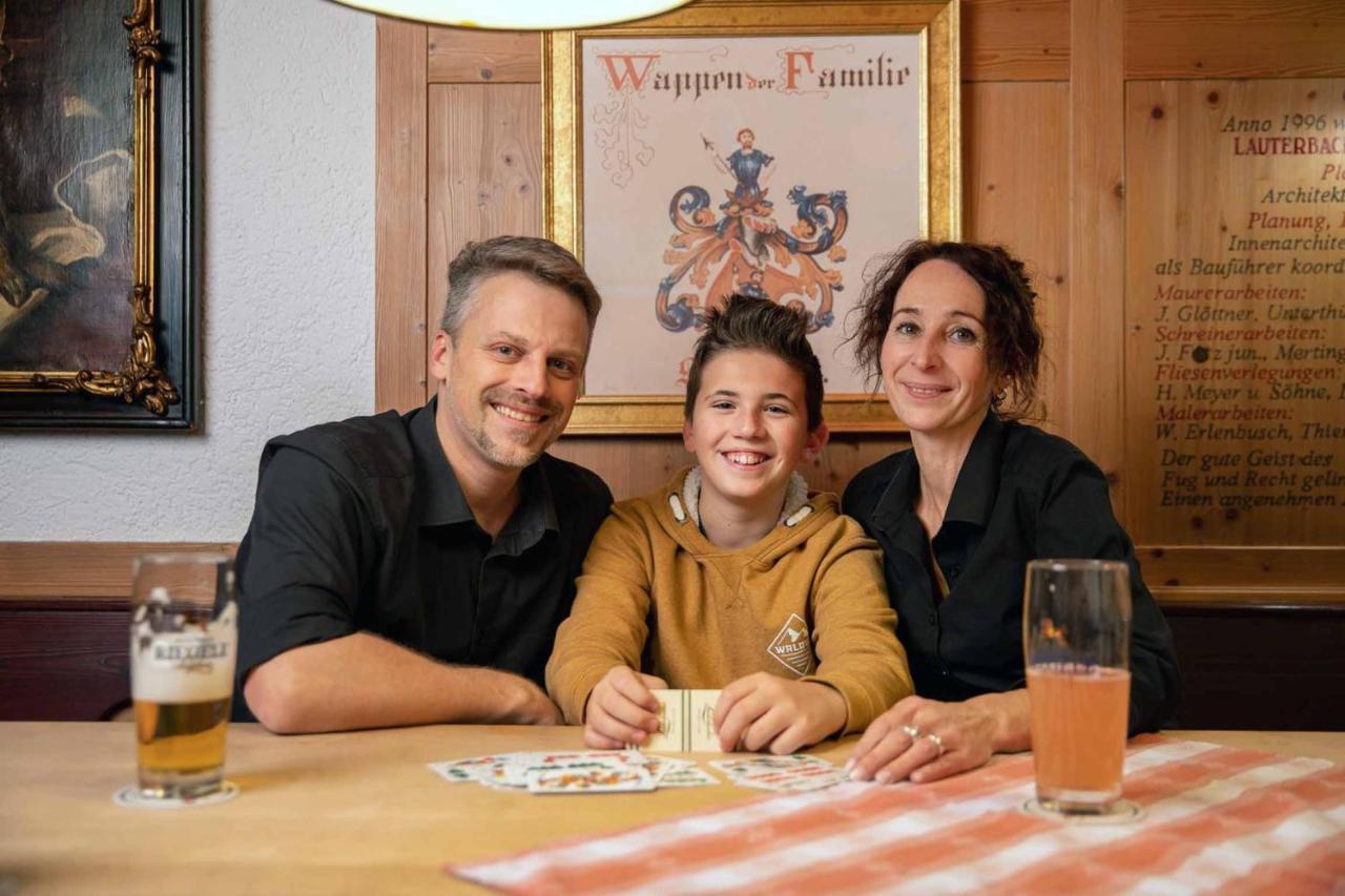 Hotel Restaurant Goldener Hirsch Donauwörth Eksteriør billede